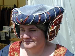 Peacock Blue/Green with Red Brocade Heart Shaped Hennin with Veil Peacock Blue/Green with Red Brocade Heart Shaped Hennin with Veil