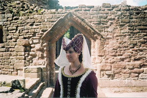 Burgundy silk heart shaped hennin with veil Burgundy silk heart shaped hennin with veil