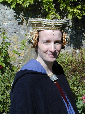 Dark Gold Silk Tressour Crispinette, with Old Gold Trimming, Jewels and Pearls