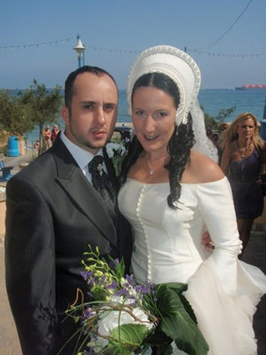 French Hood in Cream Silk, with Cream Synthetic Pearls and Jewels French Hood in Cream Silk, with Cream Synthetic Pearls and Jewels